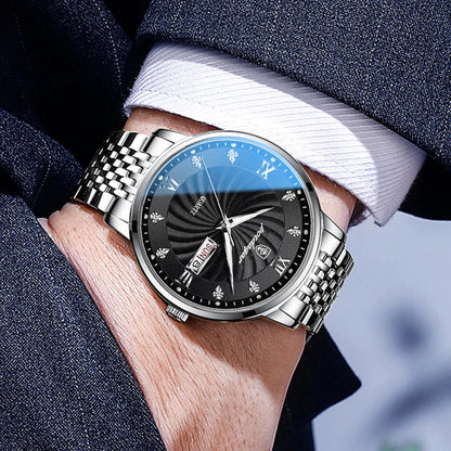 Luxuriöse beleuchtete Herrenuhr